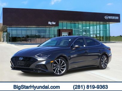 Used 2022 Hyundai Sonata Limited w/ Preferred Accessory Package