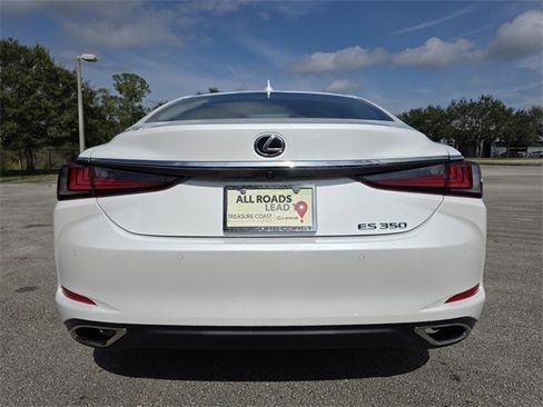 New 2025 Lexus ES 350 w/ Premium Package image 4