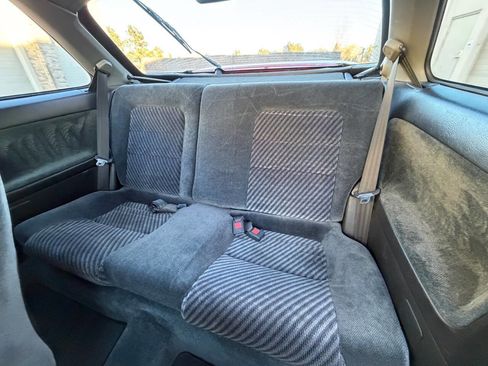 Used 1992 Acura Integra GS image 28