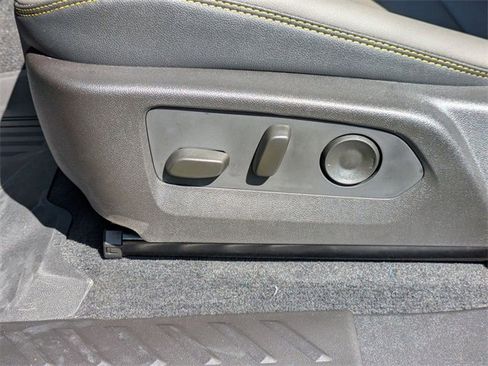 New 2025 Chevrolet Colorado ZR2 w/ ZR2 Bison Edition image 11