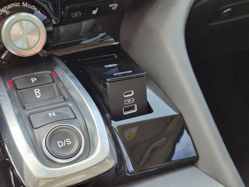 Used 2023 Acura MDX SH-AWD w/ Technology Package image 35