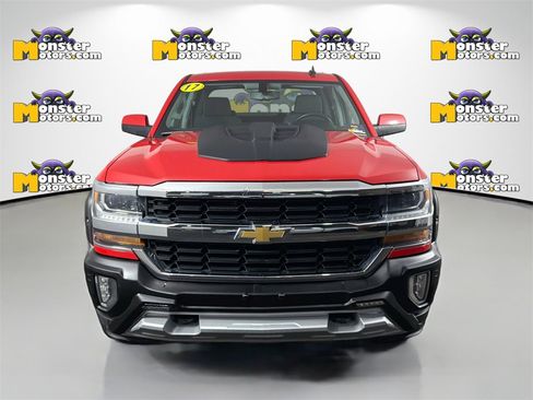 Used 2017 Chevrolet Silverado 1500 LT image 2