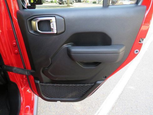 New 2023 Jeep Wrangler Unlimited image 27