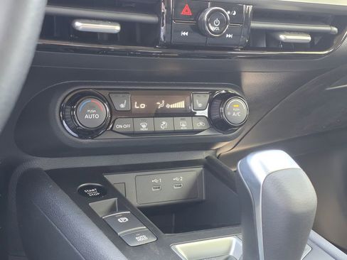 New 2026 Nissan Kicks SV w/ Charging Package FWD image 22