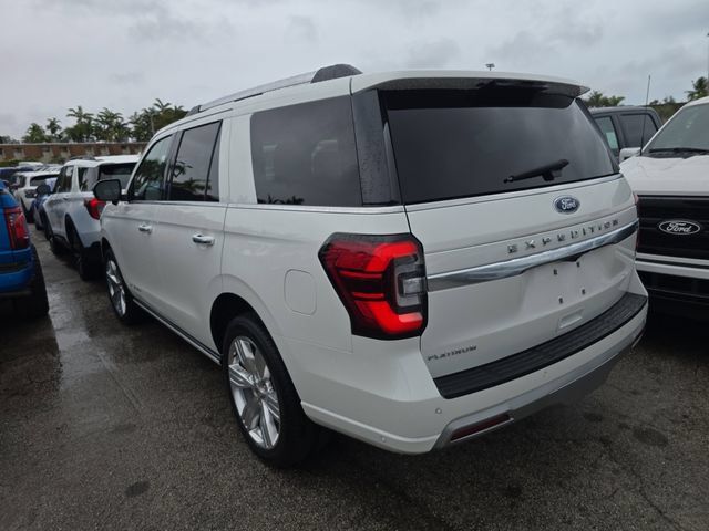 Used 2024 Ford Expedition Platinum AWD/4WD image 4