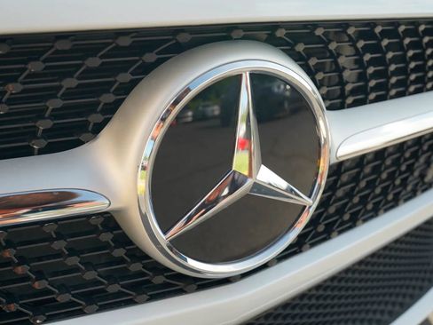Used 2020 Mercedes-Benz A 220 image 11