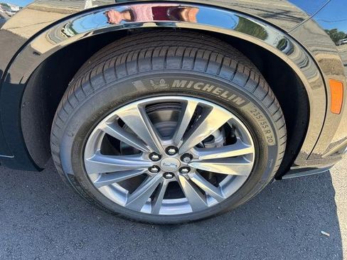 New 2025 Cadillac XT6 Premium Luxury image 27