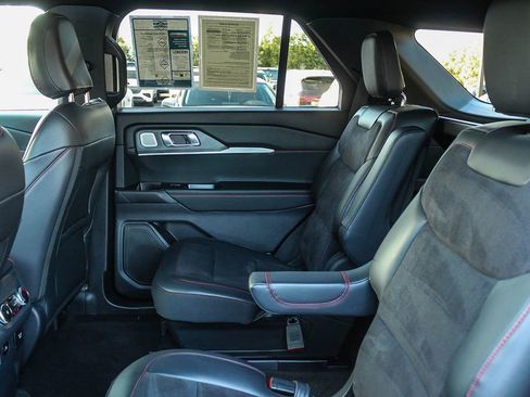 Used 2025 Ford Explorer ST w/ Sun And Sound Package RWD image 23