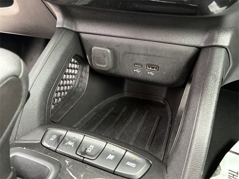 Used 2025 Chevrolet TrailBlazer LT image 27