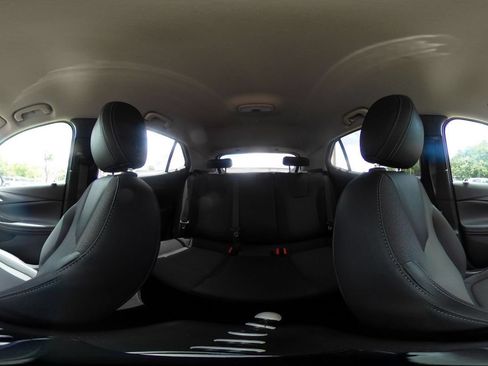 Used 2025 Buick Encore GX Preferred FWD image 41