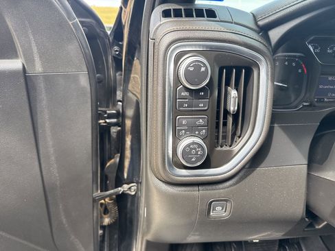 Used 2019 GMC Sierra 1500 AT4 w/ AT4 Premium Package image 11