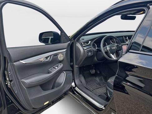 Used 2023 INFINITI QX50 Sport AWD/4WD image 16