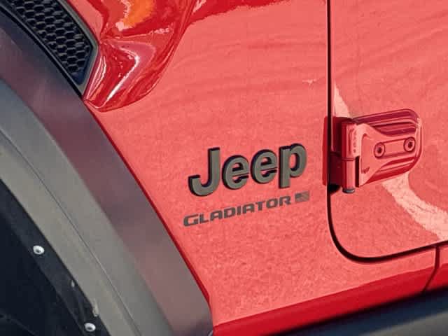 Used 2023 Jeep Gladiator Sport AWD/4WD image 12