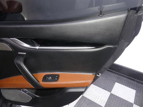 Used 2015 Maserati Ghibli S Q4 image 25