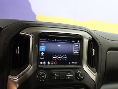 Used 2019 Chevrolet Silverado 1500 LTZ w/ LTZ Convenience Package AWD/4WD image 19