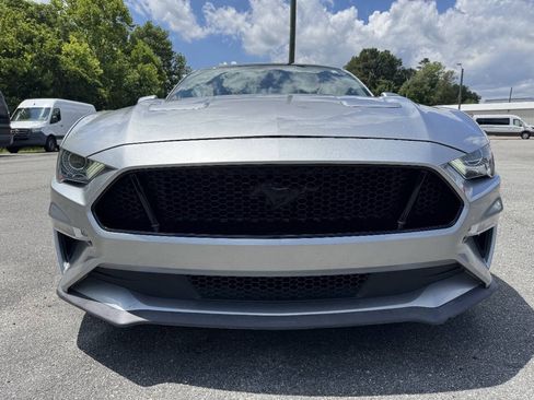 Used 2020 Ford Mustang GT w/ Black Accent Package RWD image 12