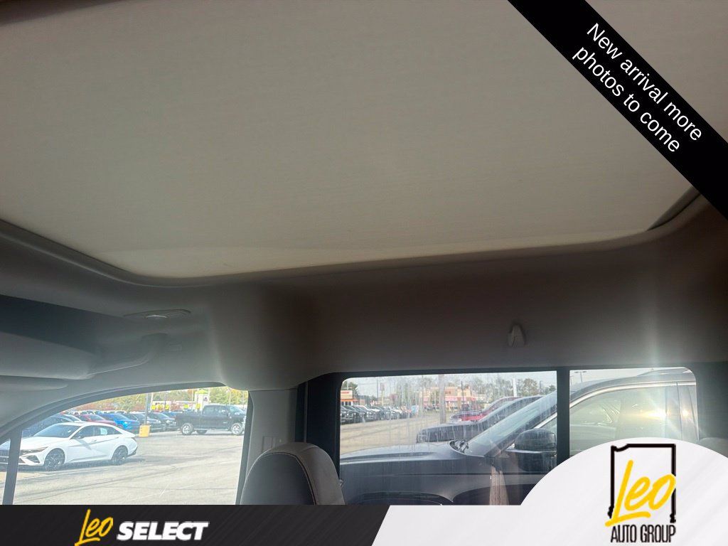 Used 2018 Ford Transit Connect Titanium FWD image 11
