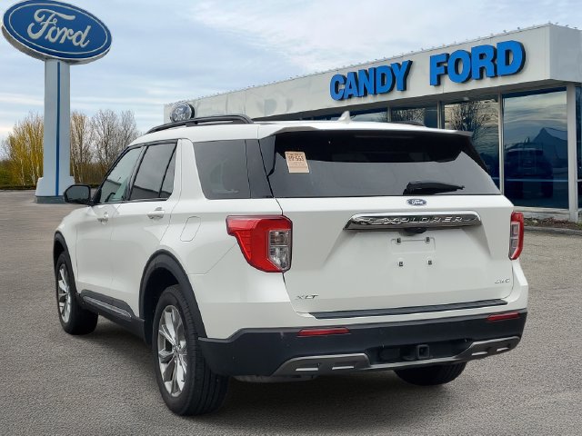 Used 2024 Ford Explorer XLT w/ Equipment Group 202A AWD/4WD image 3