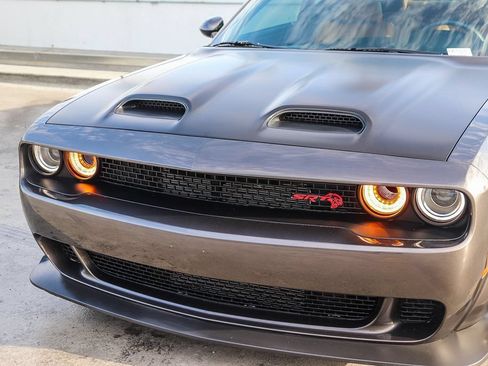 Used 2023 Dodge Challenger SRT Hellcat RWD image 6