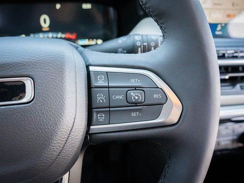 New 2025 Jeep Compass Limited w/ Elite Group image 18