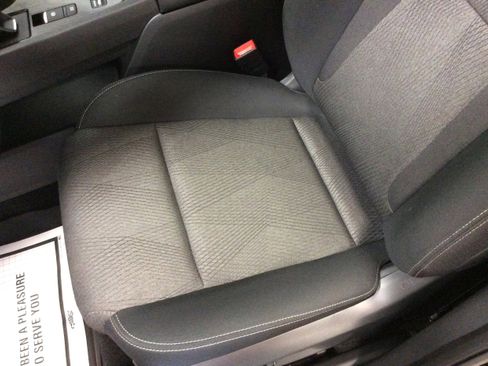 Used 2024 Nissan Rogue SV image 17