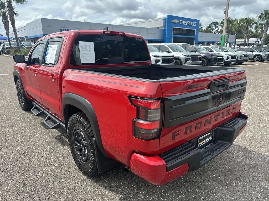 Used 2025 Nissan Frontier Pro-X RWD image 14