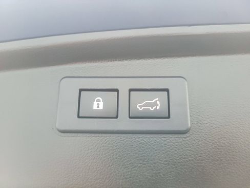 Certified 2020 Subaru Outback Premium image 18