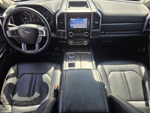 Used 2019 Ford Expedition Platinum RWD image 24