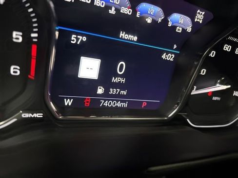 Used 2021 GMC Yukon XL Denali w/ Denali Premium Package AWD/4WD image 24