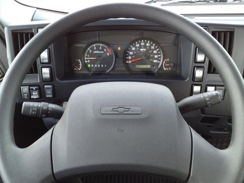 New 2025 Chevrolet Low Cab Forward image 18