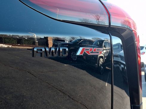 Used 2024 Chevrolet Blazer EV RS image 32