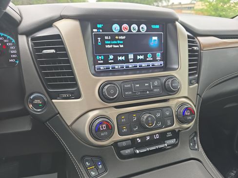 Used 2020 GMC Yukon Denali w/ Open Road Package AWD/4WD image 16