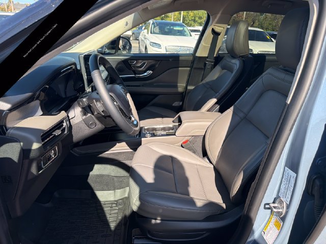 Used 2024 Lincoln Corsair AWD w/ Equipment Group 101A image 12