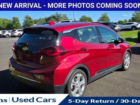 Used 2020 Chevrolet Bolt LT FWD image 11