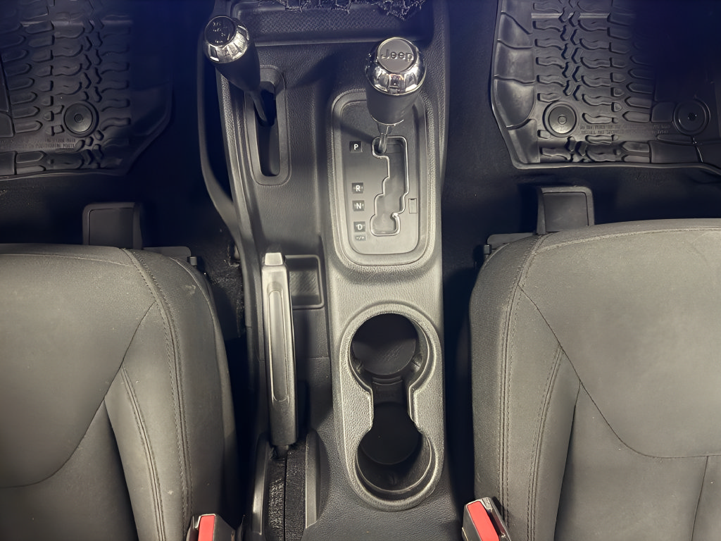 Used 2016 Jeep Wrangler Sport AWD/4WD image 27
