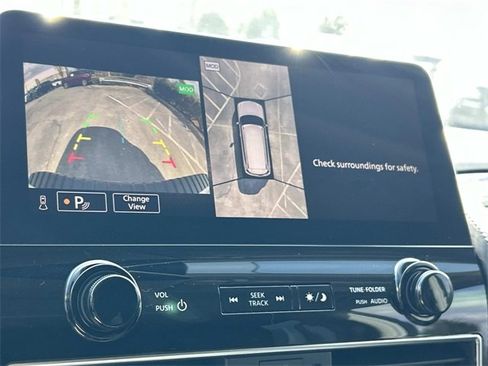 Used 2024 Nissan Armada Platinum w/ Captain's Chairs Package image 32