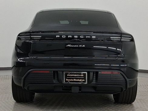 New 2025 Porsche Macan 4S Electric image 10