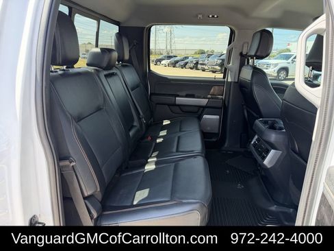 Used 2023 Ford F250 Lariat w/ Sport Appearance Package AWD/4WD image 32