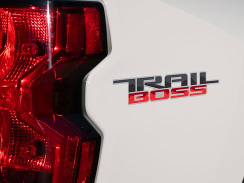New 2026 Chevrolet Colorado Trail Boss image 12