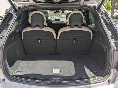 New 2025 Volvo EX90 Plus image 12