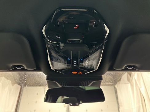 Used 2025 BMW X3 xDrive30i w/ M Sport Package image 39