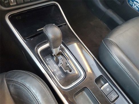 Used 2020 Mitsubishi Outlander SEL image 29