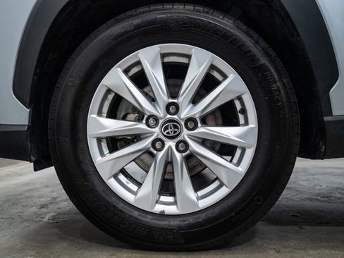 Certified 2025 Toyota Corolla Cross LE image 12