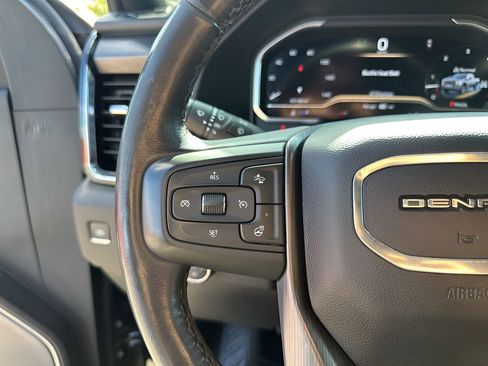 Used 2024 GMC Sierra 3500 Denali Ultimate AWD/4WD image 32
