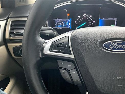 Used 2017 Ford Fusion Energi SE image 19