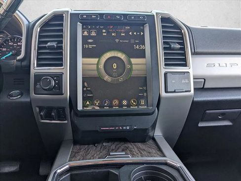 Used 2018 Ford F250 Lariat w/ Lariat Ultimate Package image 14