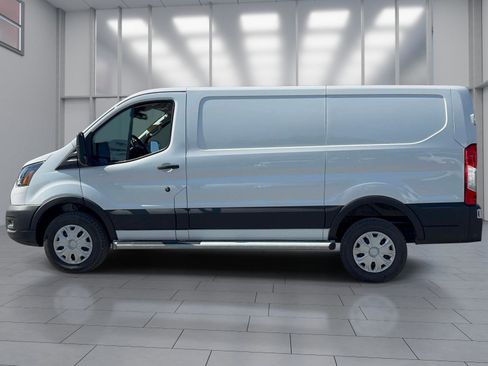 Used 2025 Ford Transit 250 Low Roof w/ Exterior Upgrade Package RWD image 4