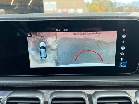 Used 2021 Mercedes-Benz GLE 350 4MATIC image 29