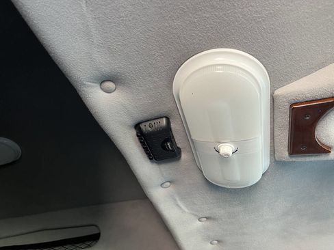 Used 2012 Chevrolet Express 1500 image 37