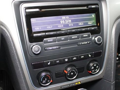 Used 2015 Volkswagen Passat 1.8T Wolfsburg Edition image 15